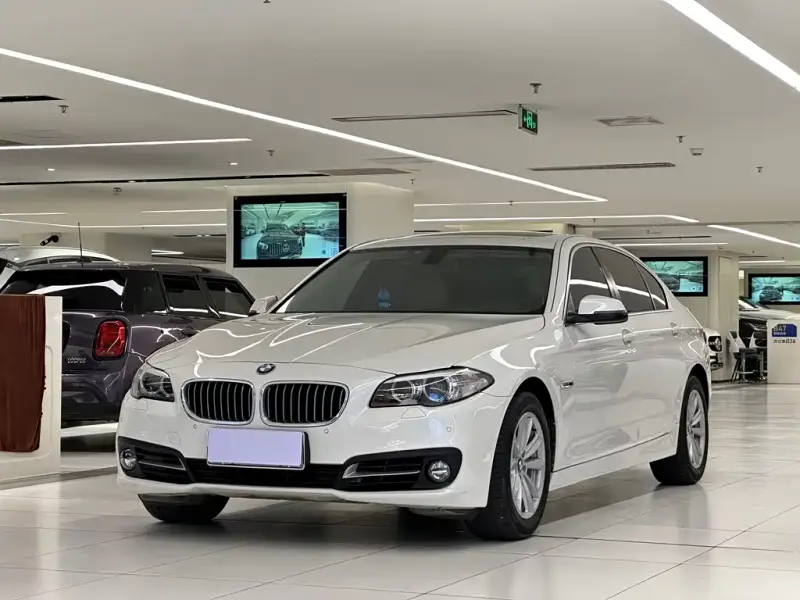 BMW 5 Series, 2015
