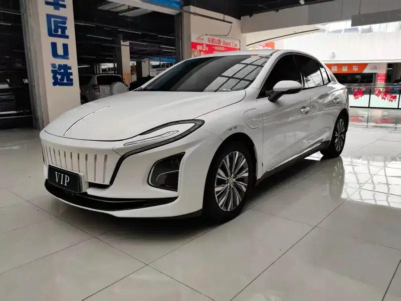 Hongqi E-QM5, 2023