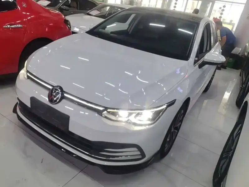 Volkswagen Golf, 2021