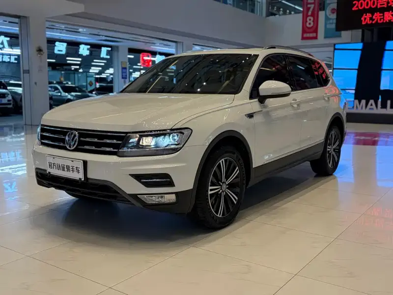 Volkswagen Tiguan L, 2018
