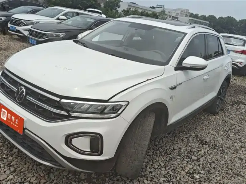Volkswagen T-Roc, 2024
