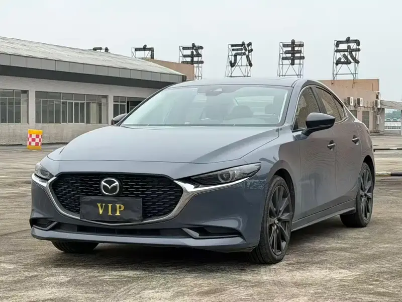 Mazda 3 Axela, 2022