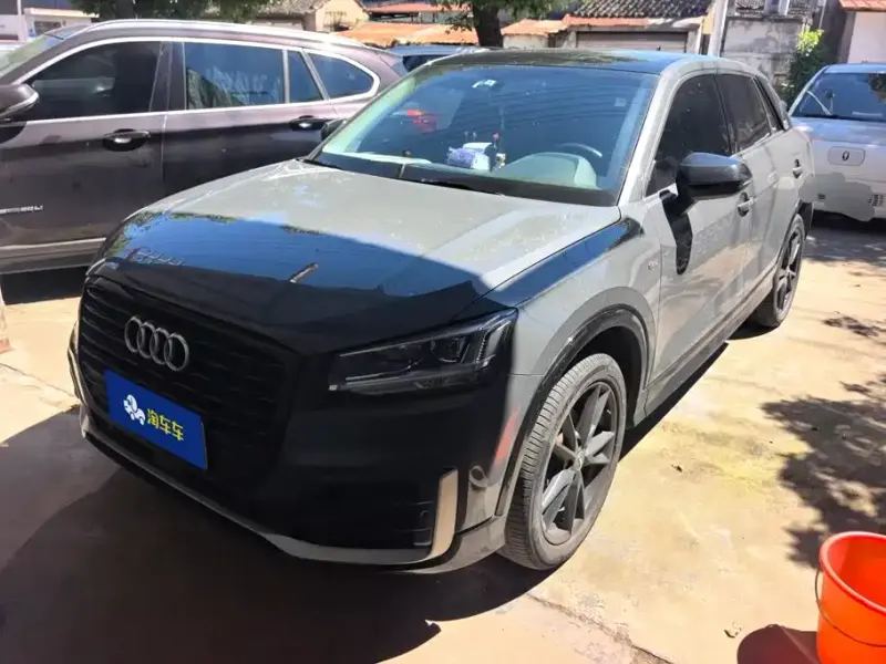 Audi Q2L, 2021