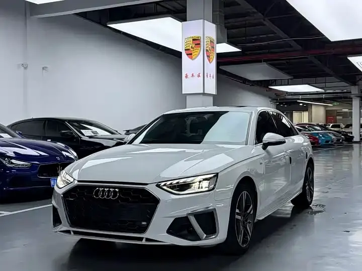 Audi A4L, 2020