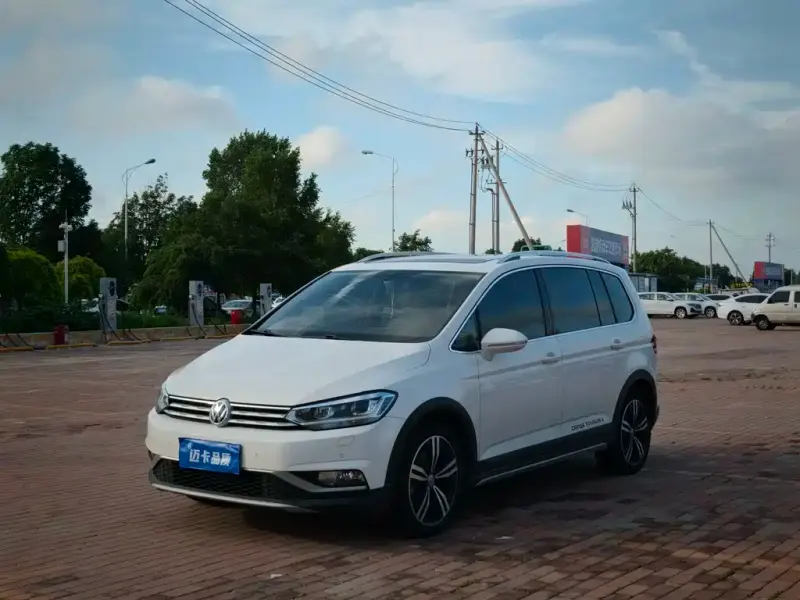 Volkswagen Touran, 2020