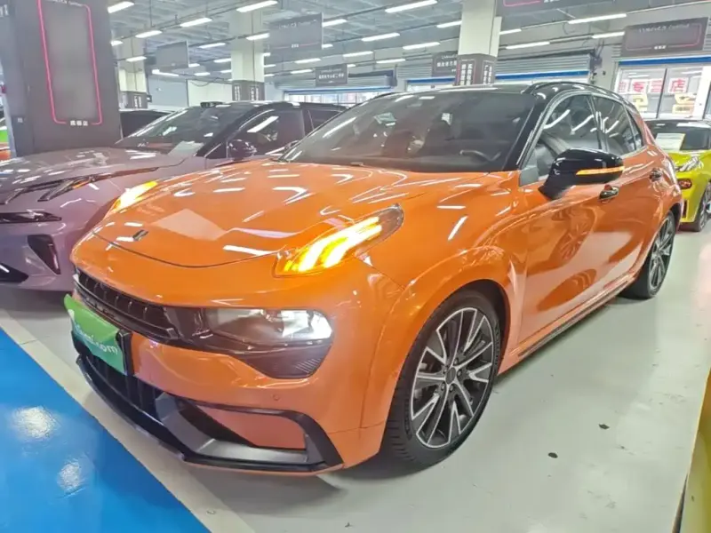 Lynk & Co 02 Hatchback, 2021