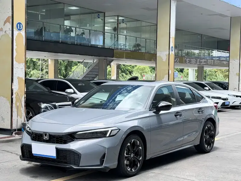 Honda Civic, 2025