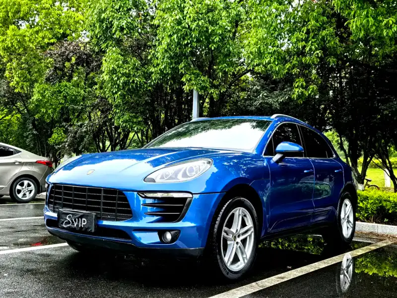 Porsche Macan, 2015