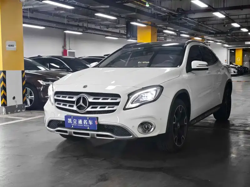 Mercedes-Benz GLA, 2018