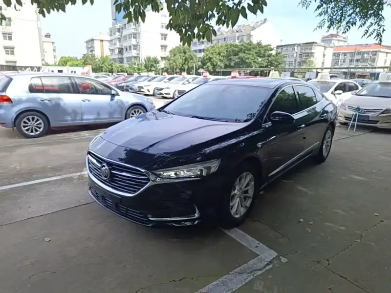 Buick LaCrosse, 2022