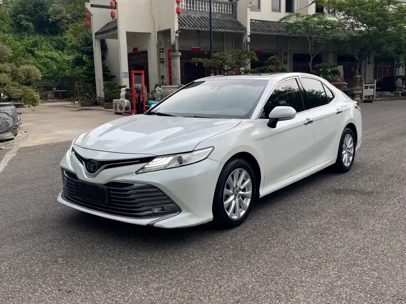 Toyota Camry, 2019