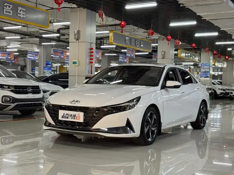 Hyundai Elantra, 2023