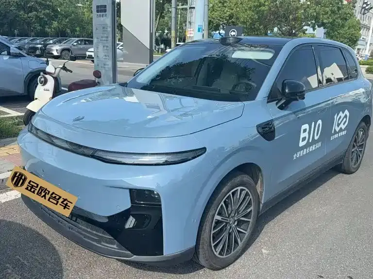Leapmotor B10, 2025