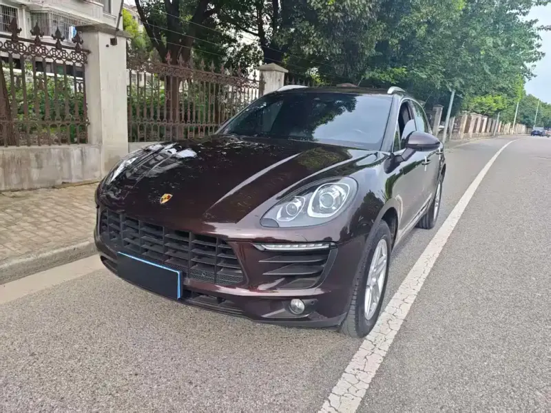 Porsche Macan, 2016