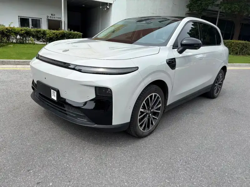 Leapmotor B10, 2025