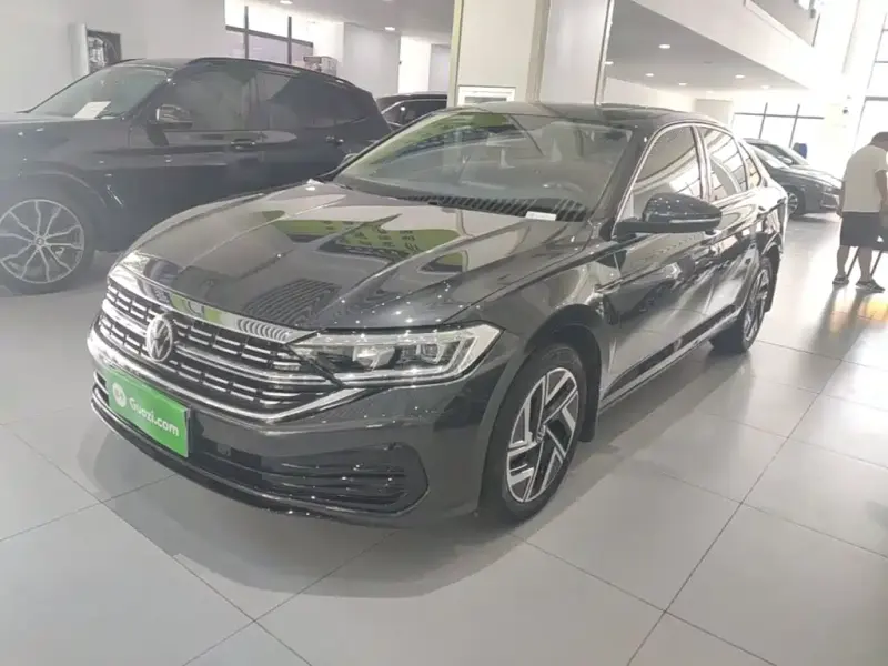 Volkswagen Sagitar, 2025