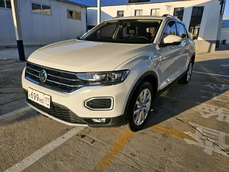 Volkswagen T-Roc, 2023
