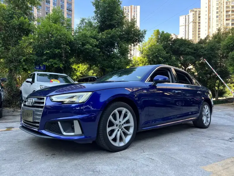 Audi A4L, 2019