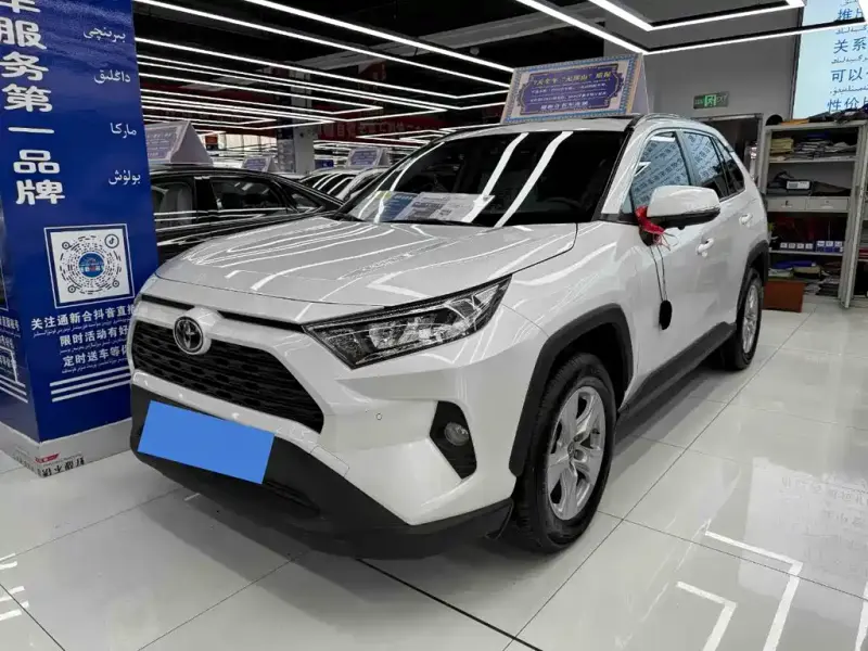 Toyota RAV4, 2022
