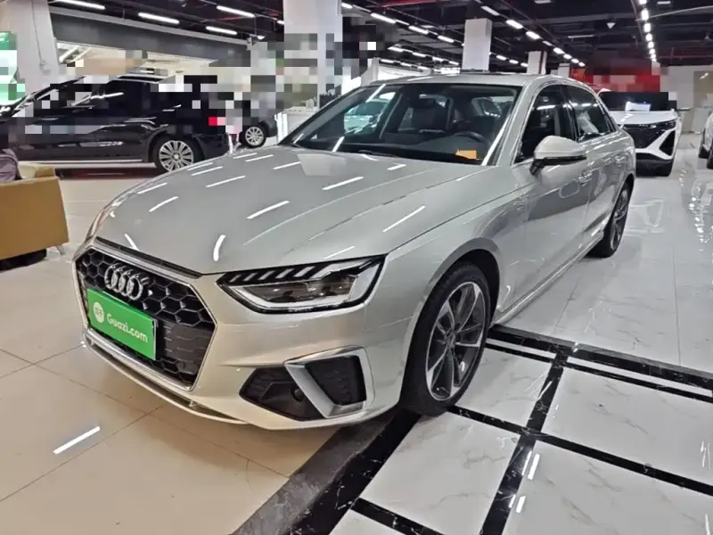 Audi A4L, 2020
