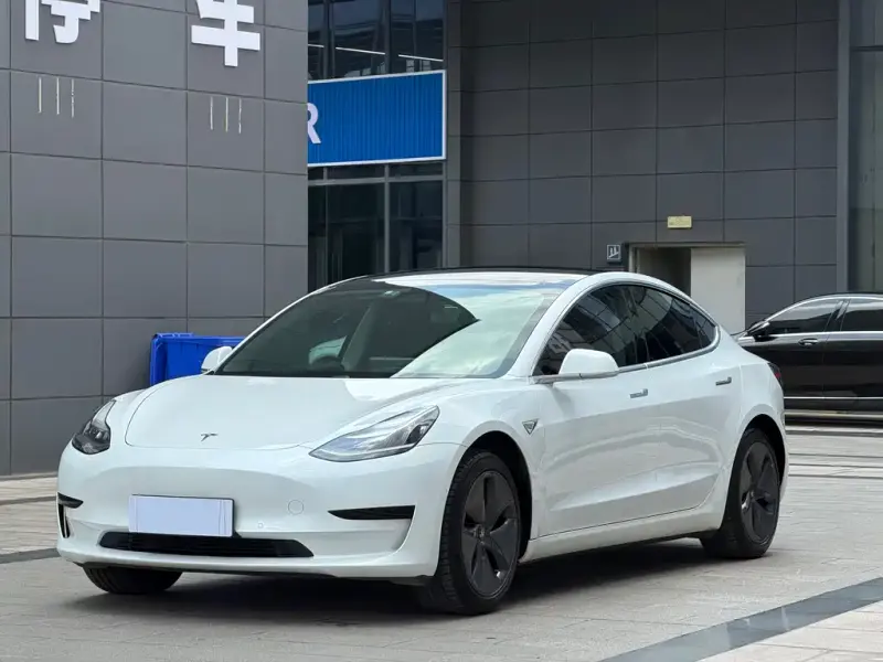 Tesla Model 3, 2020