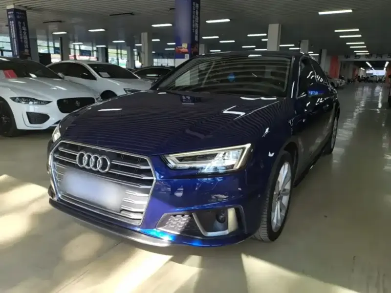 Audi A4L, 2020