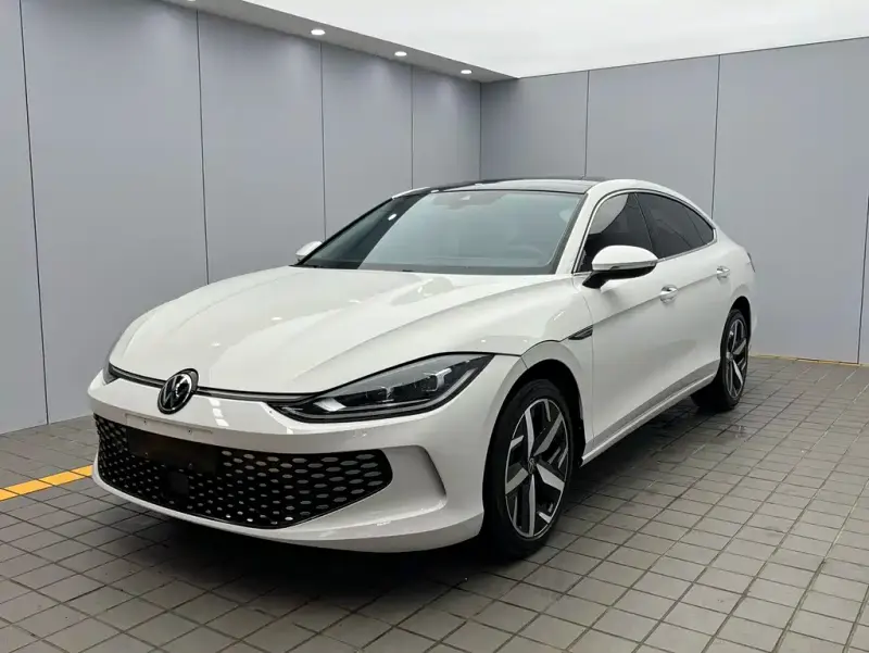 Volkswagen Lamando, 2022
