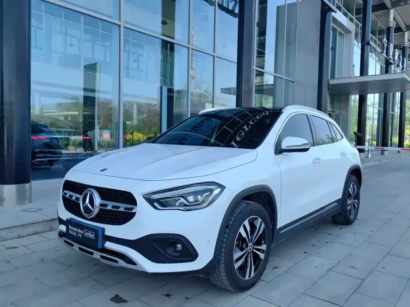 Mercedes-Benz GLA, 2021