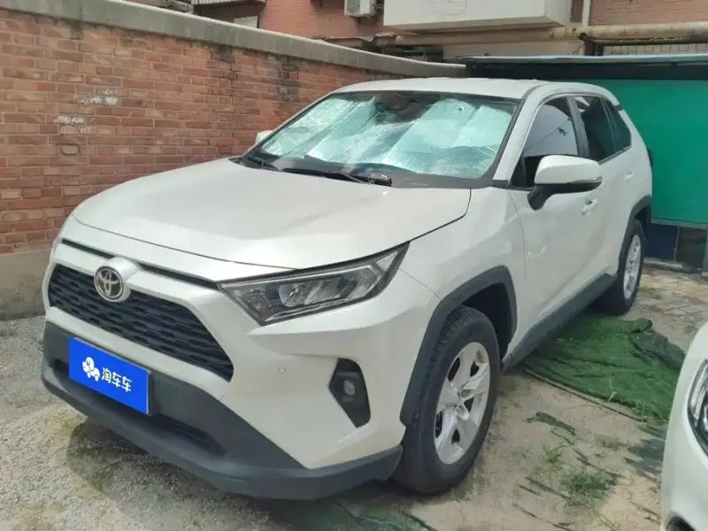 Toyota RAV4, 2024