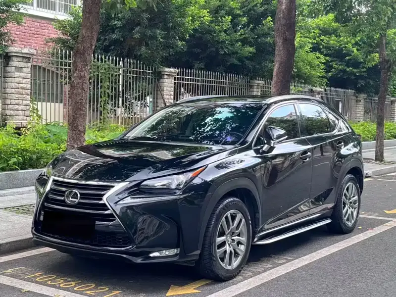 Lexus NX, 2017