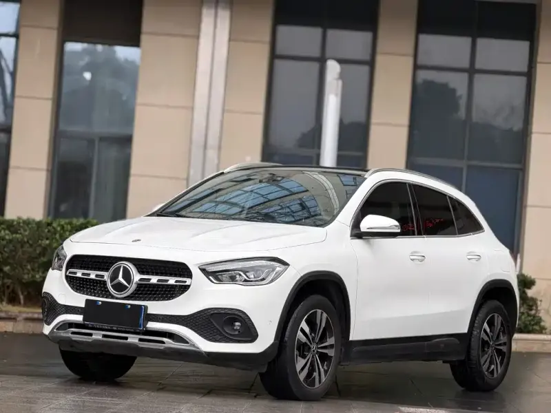 Mercedes-Benz GLA, 2022