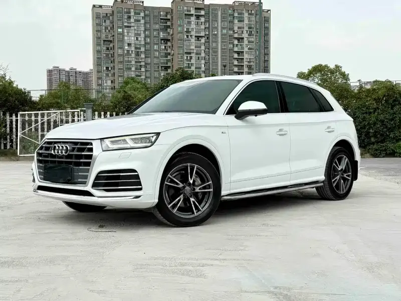 Audi Q5L, 2019