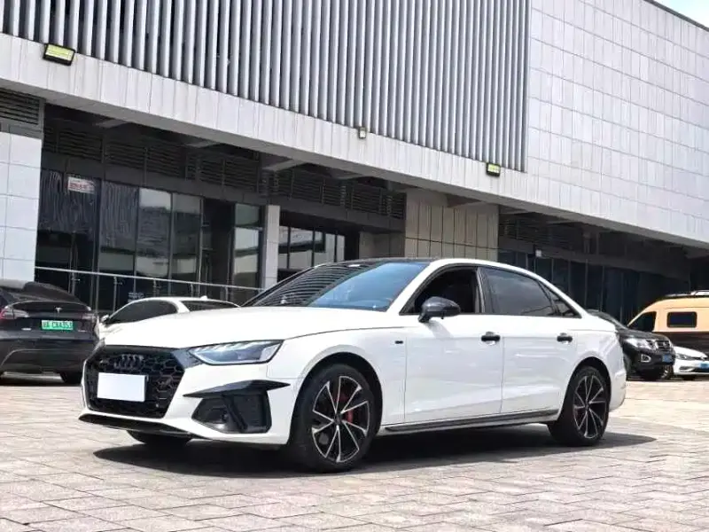 Audi A4L, 2022