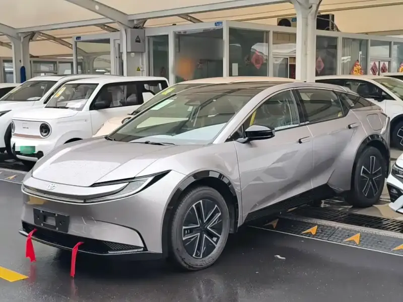 Toyota bZ5, 2026
