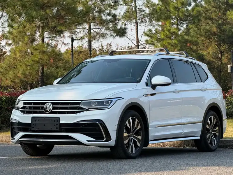 Volkswagen Tiguan L, 2022