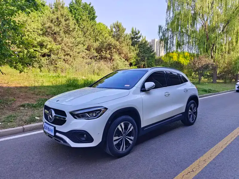 Mercedes-Benz GLA, 2021