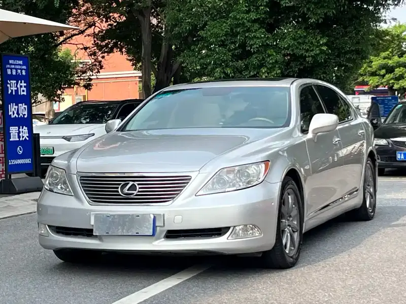 Lexus LS, 2007