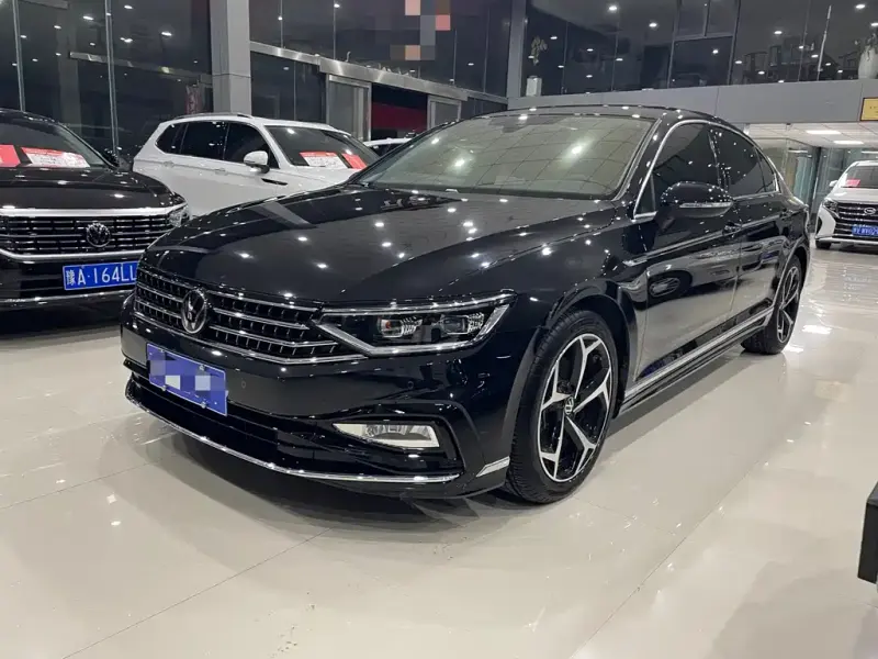 Volkswagen Magotan, 2023