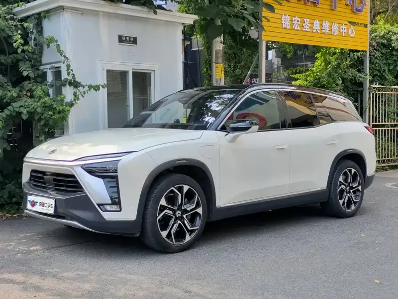 NIO ES8, 2022