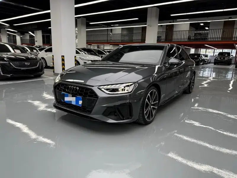 Audi A4L, 2023