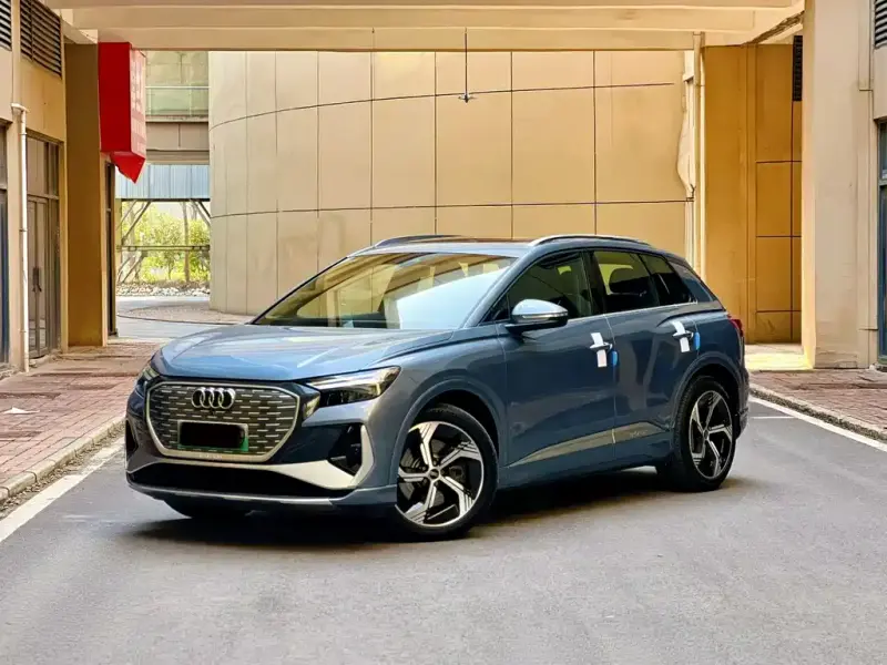 Audi Q4 e-tron, 2024
