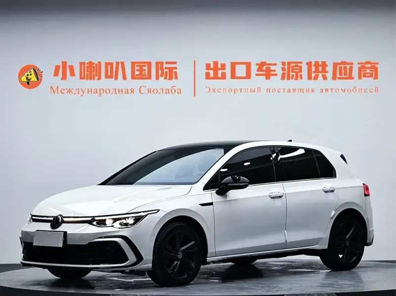 Volkswagen Golf, 2022