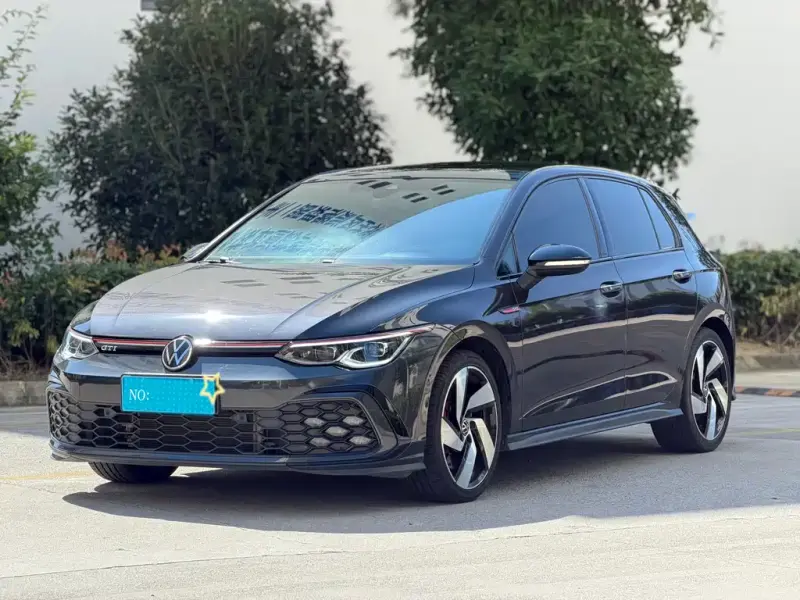 Volkswagen Golf GTI, 2022