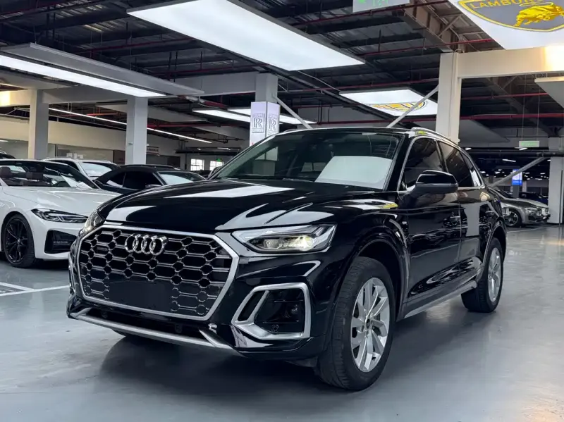 Audi Q5L, 2022