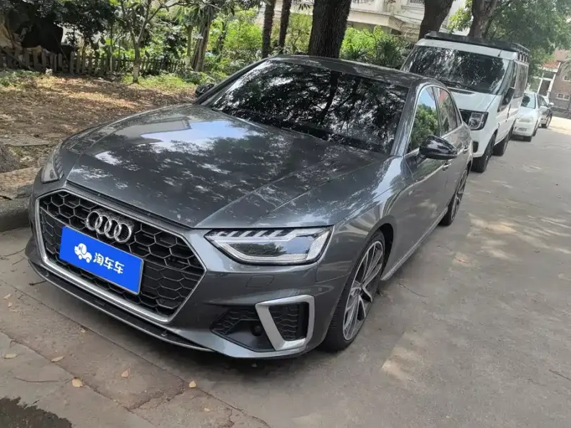Audi A4L, 2020