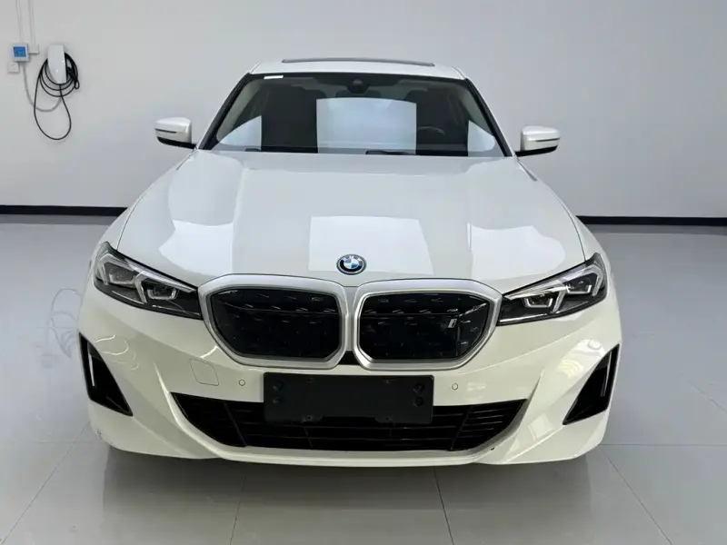 BMW i3, 2023