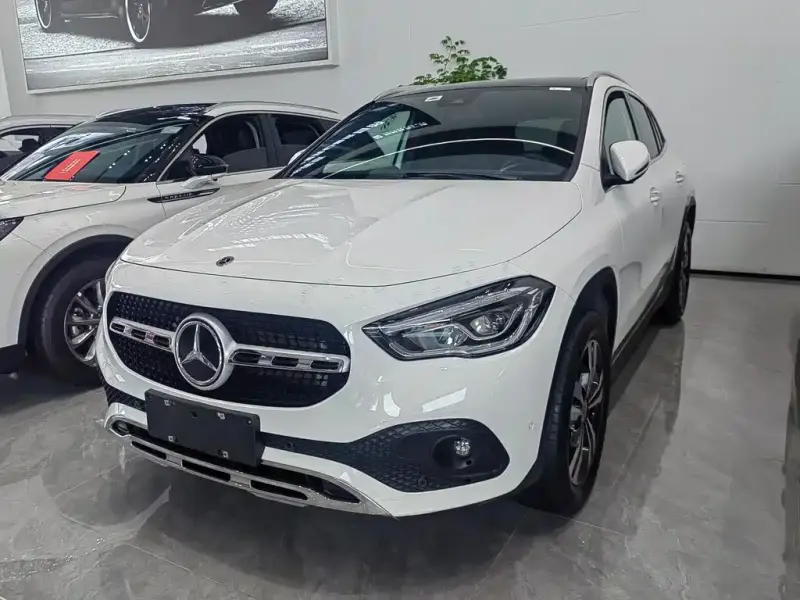Mercedes-Benz GLA, 2023