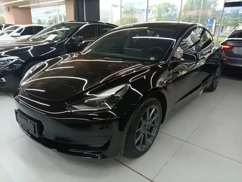 Tesla Model 3, 2021