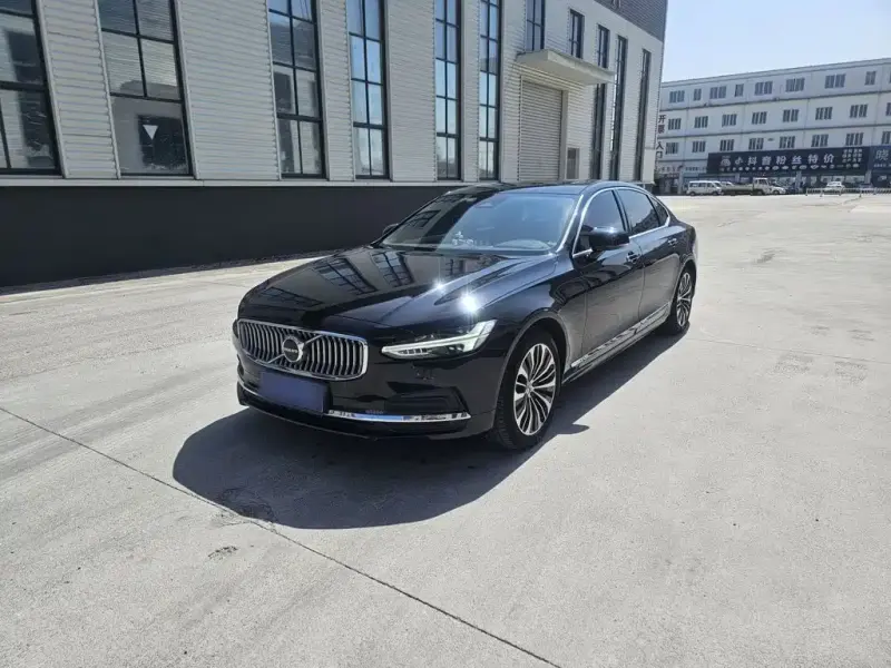 Volvo S90, 2022