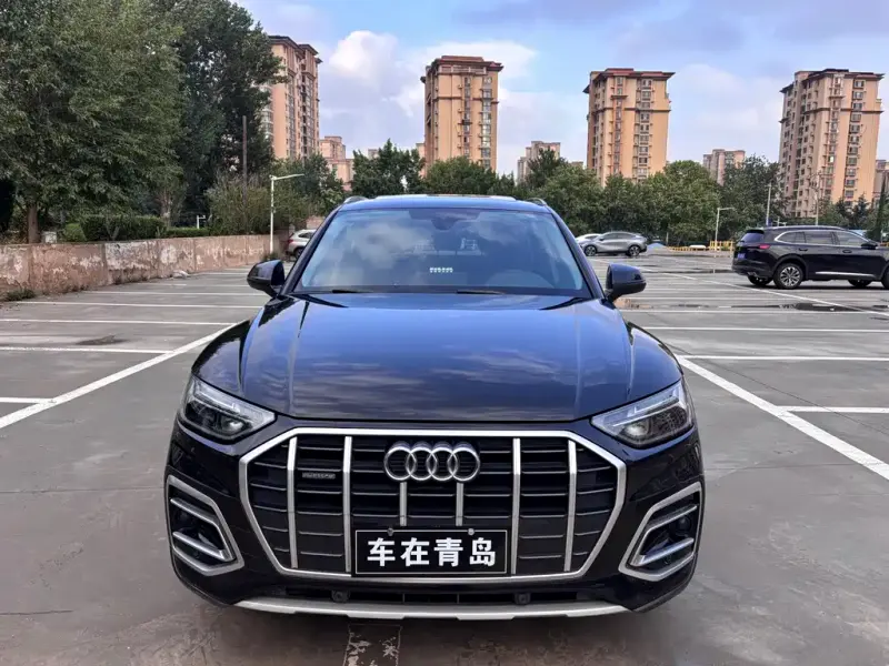 Audi Q5L, 2022